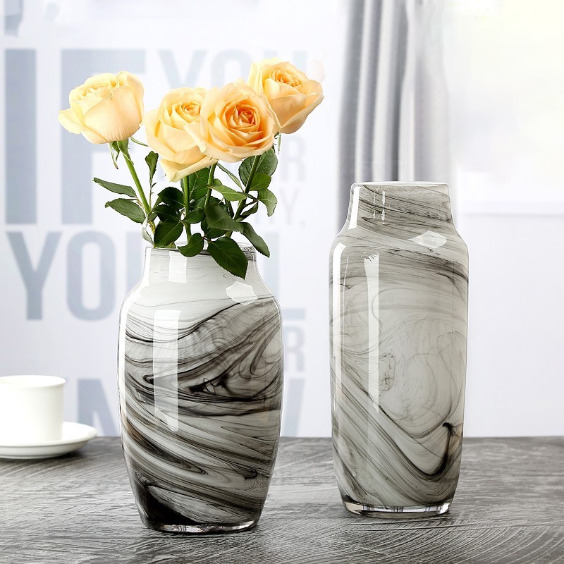Modern Glass Vase - Image 2