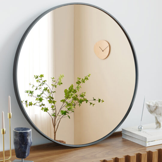Round Wall Mirror – Black / Gold