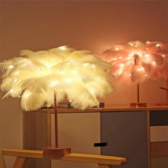 Nordic Feather Table Lamp