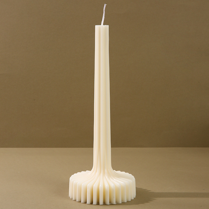 Nordic Serrated Aromatherapy Candle - Image 8