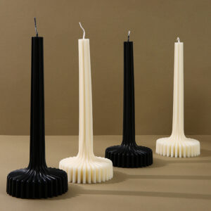 Nordic Serrated Aromatherapy Candle