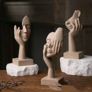 European-Inspired Sculptural Ornament